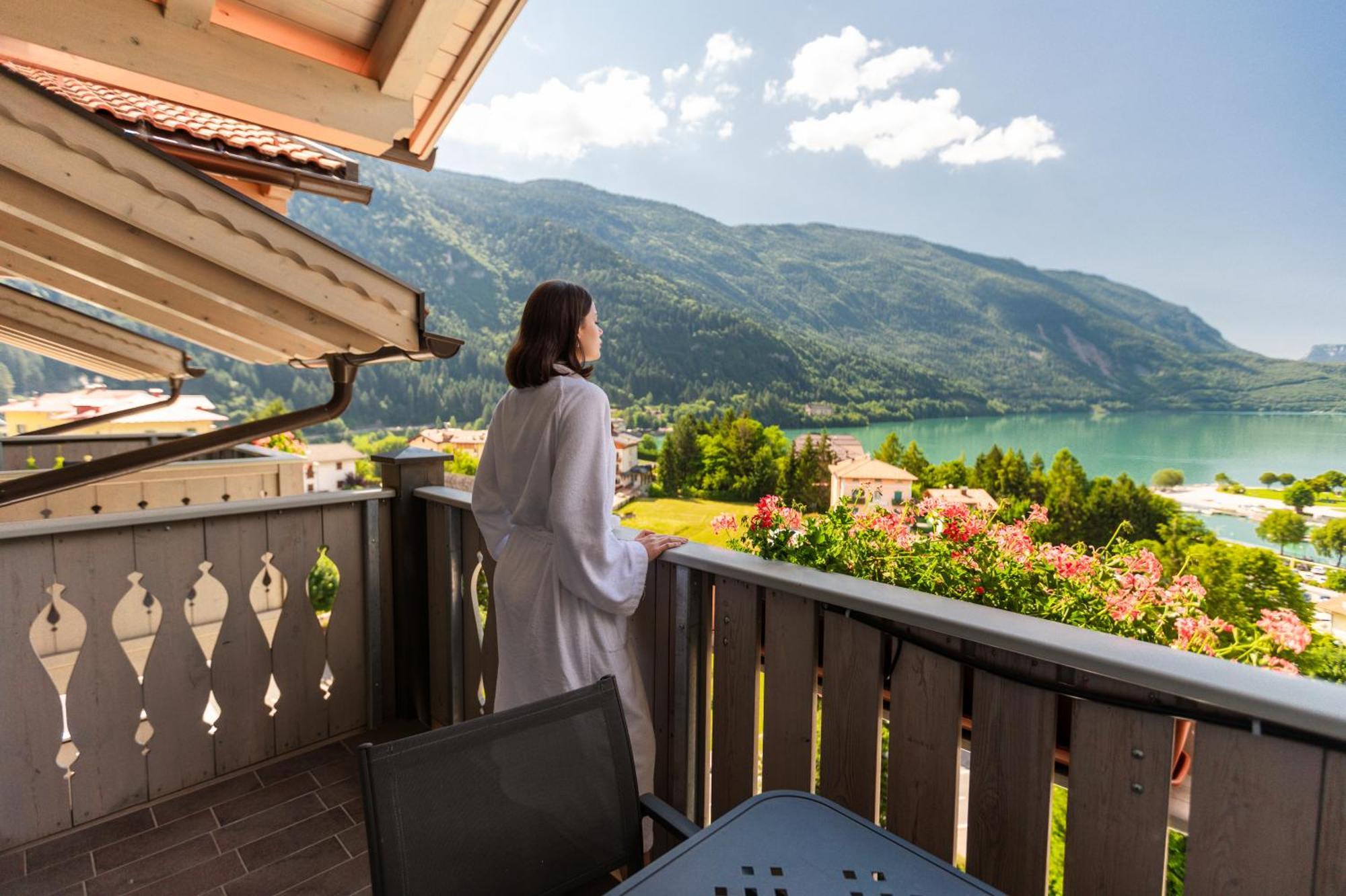Alpenresort Belvedere Molveno Luaran gambar