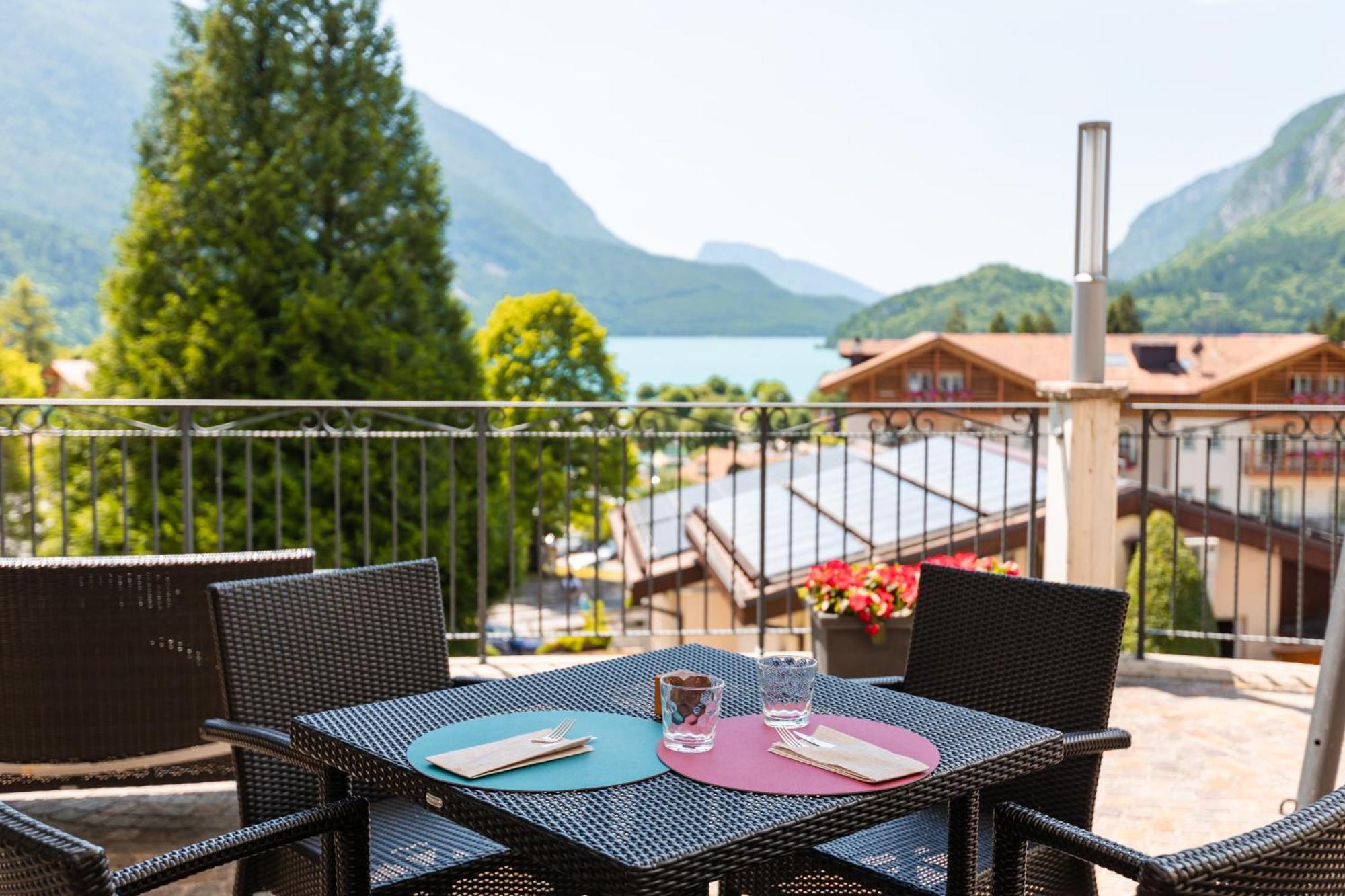 Alpenresort Belvedere Molveno Luaran gambar