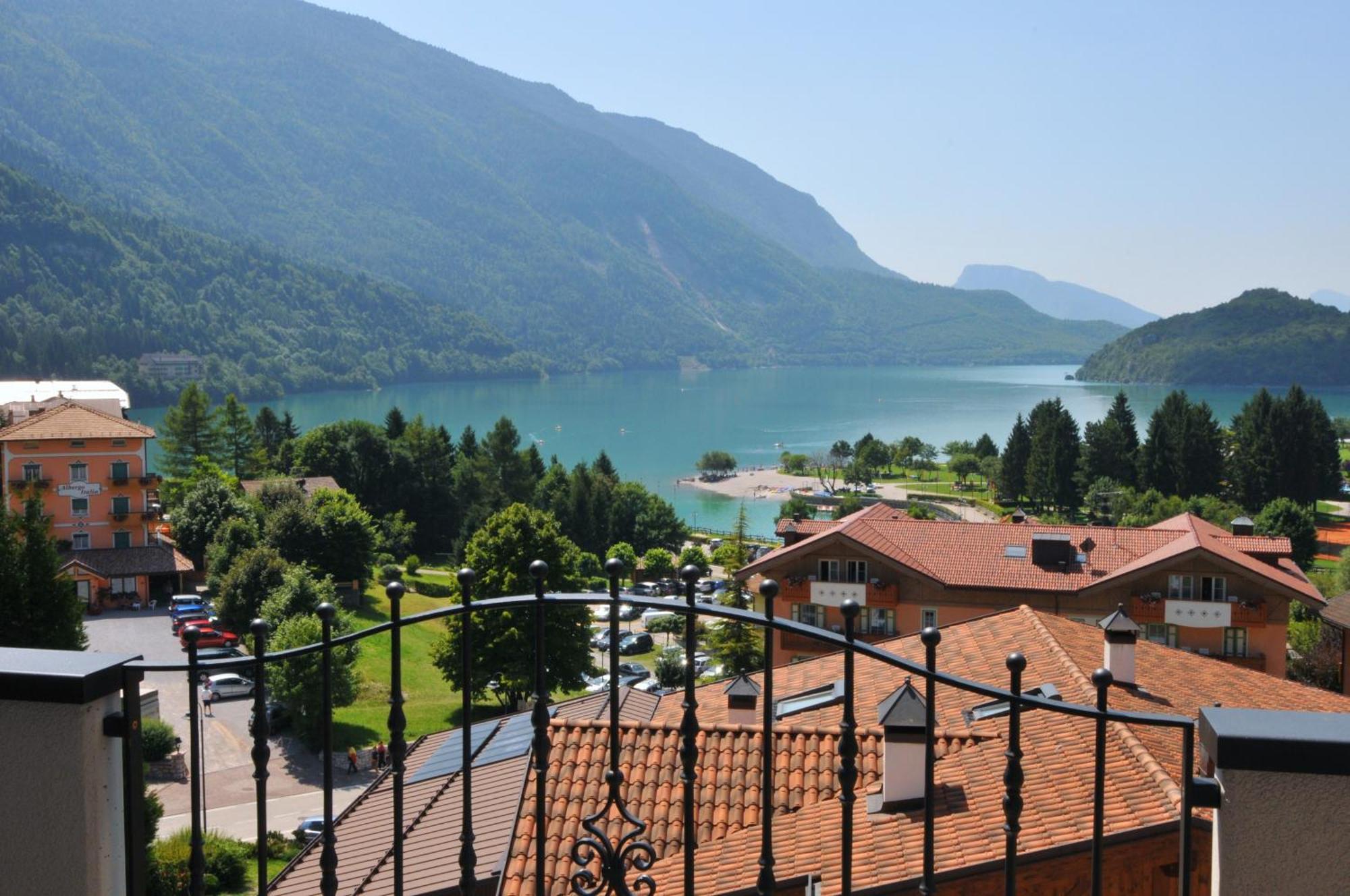 Alpenresort Belvedere Molveno Luaran gambar